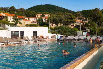Paese Piscine 